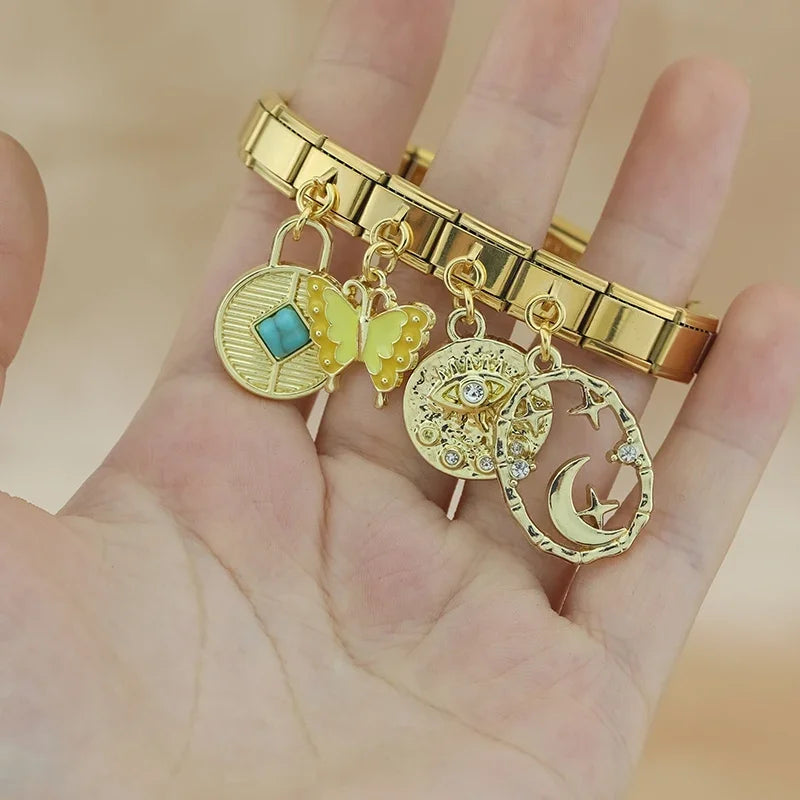 Fortune Circle – Gold Pendant Charm