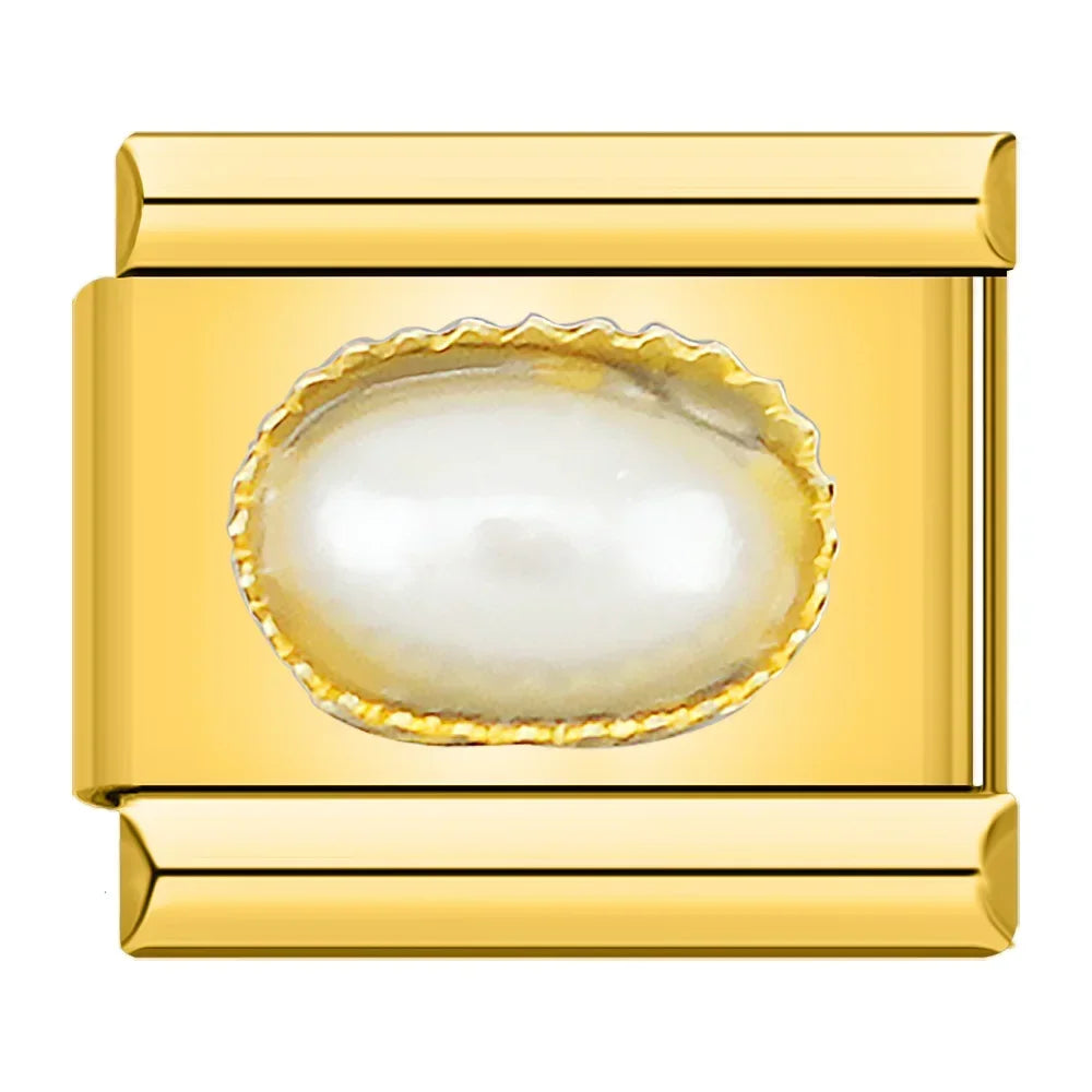 Elegant Pearl Resin - Gold Charm