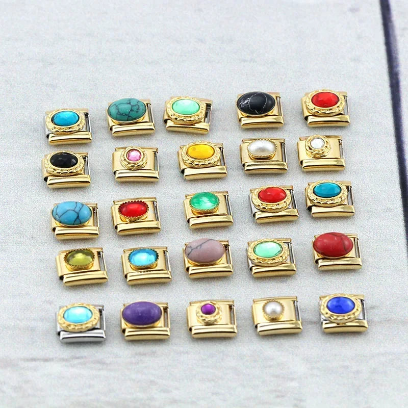 Royal Garnet Resin - Gold Charm